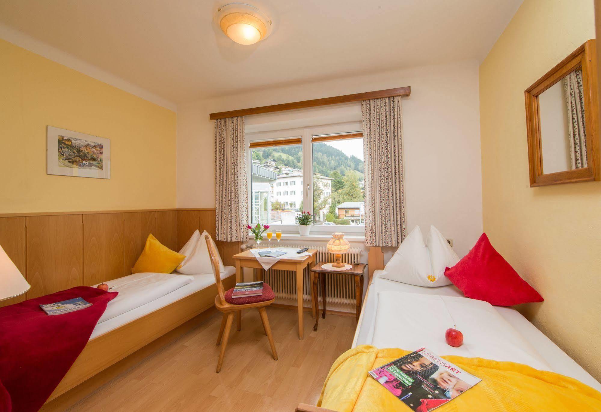 Hotel Pension Hubertus Zell am See Dış mekan fotoğraf